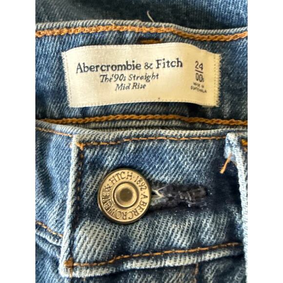 Abercrombie & Fitch Women’s The 90’s Straight Mid-Rise Jean Size 24/00 Short - Picture 9 of 11